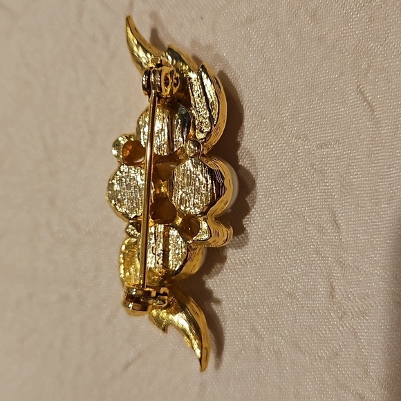 RICHELIEU Vintage Faux Pearl & Rhinestone Brooch - Picture 5 of 6